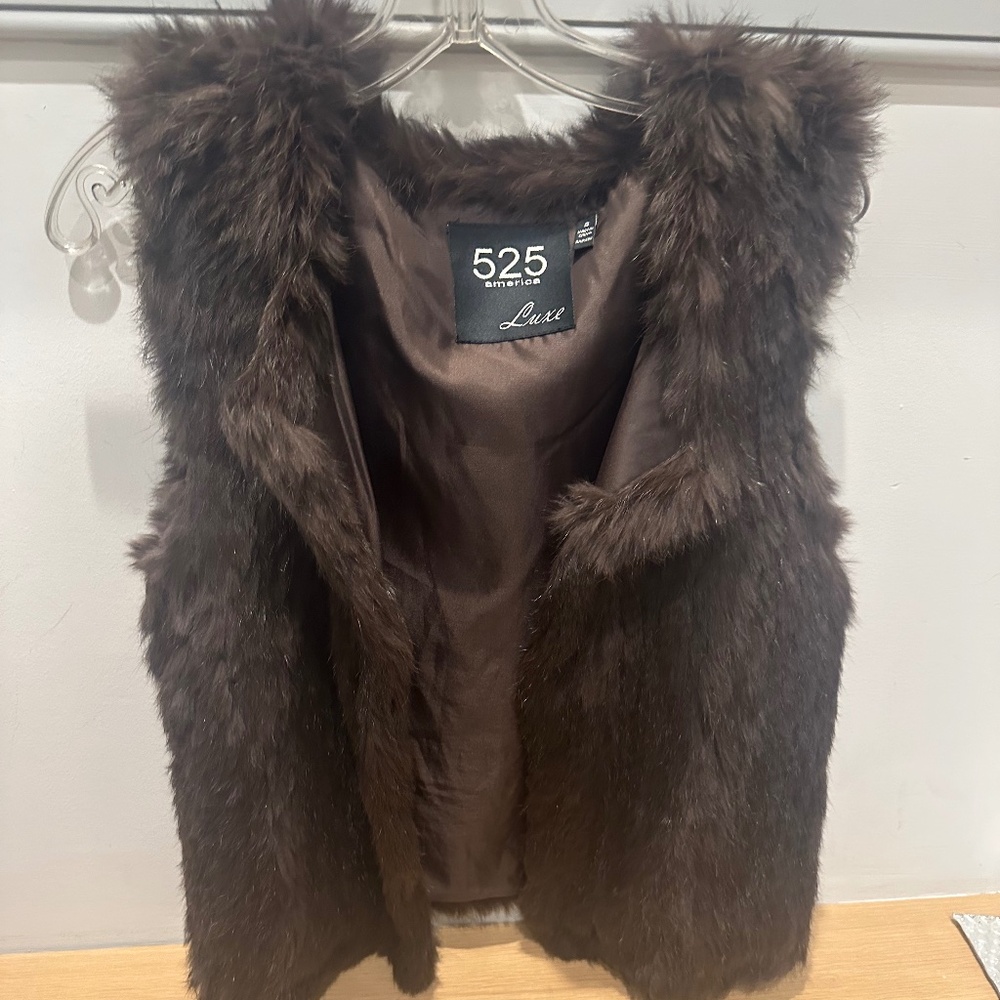 525 America Revolve Women’s Natural Rabbit Fur Brown Vest Small